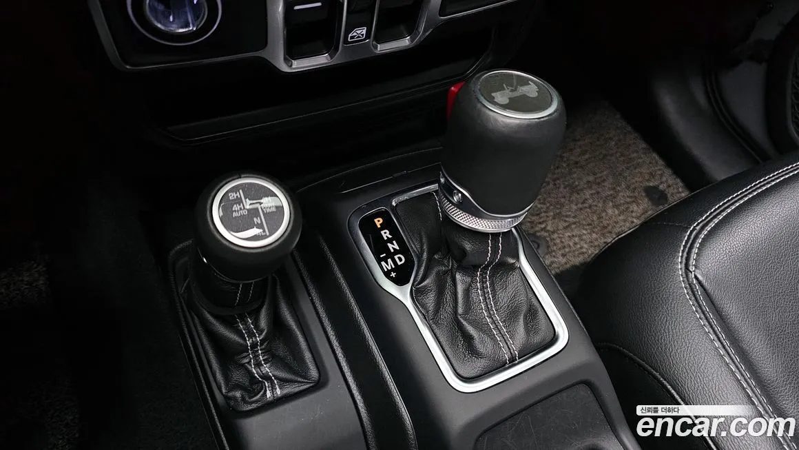 Jeep Wrangler 2022 из KR, фото 7