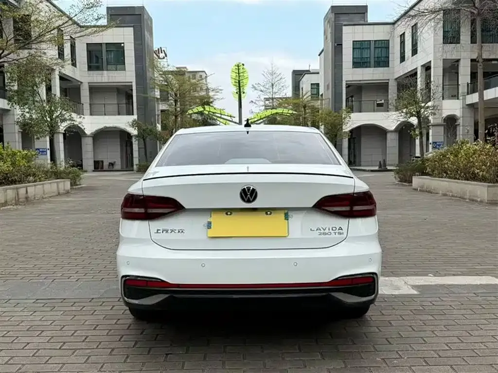 Volkswagen Lavida 2022 из CN, фото 4