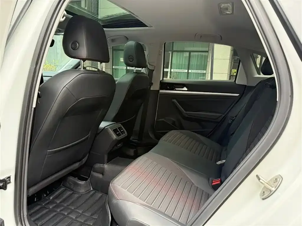 Volkswagen Lavida 2022 из CN, фото 3