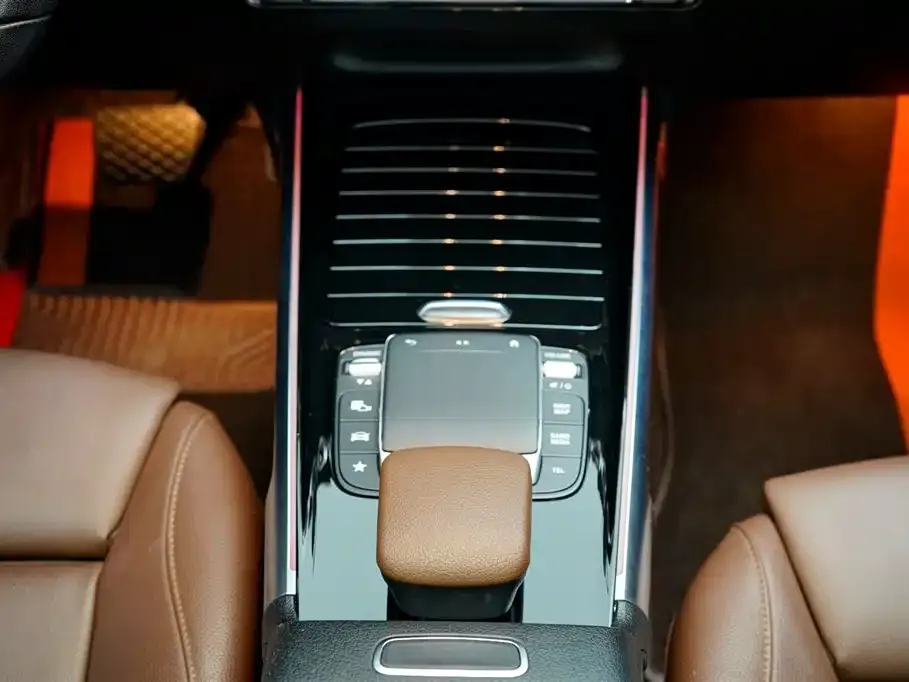 Mercedes-Benz GLB 2021 из CN, фото 6
