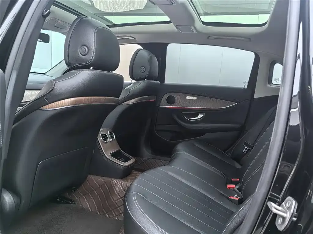 Mercedes-Benz E-Class New Energy 2023 из CN, фото 4