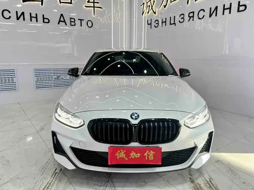 BMW 1 Series 2022 из CN, фото 3