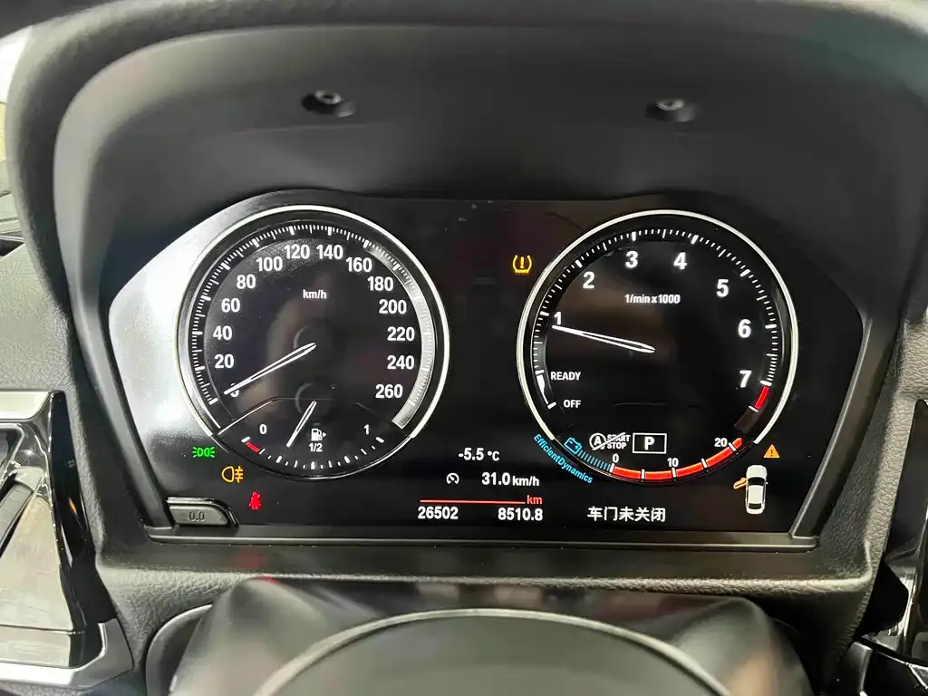 BMW 1 Series 2022 из CN, фото 10
