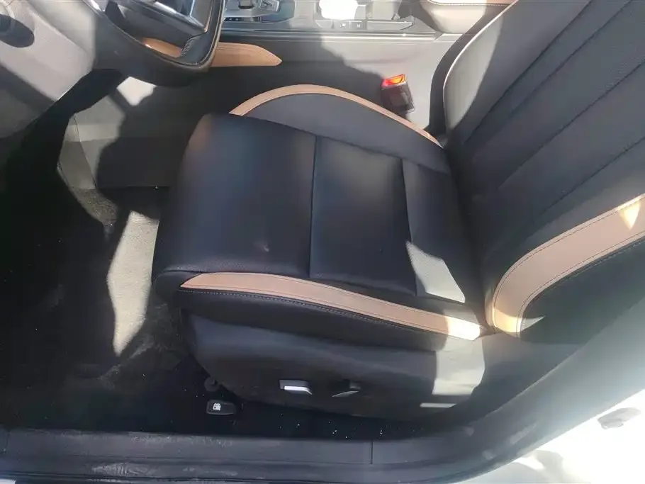 Geely Haoyue PRO 2025 из CN, фото 2