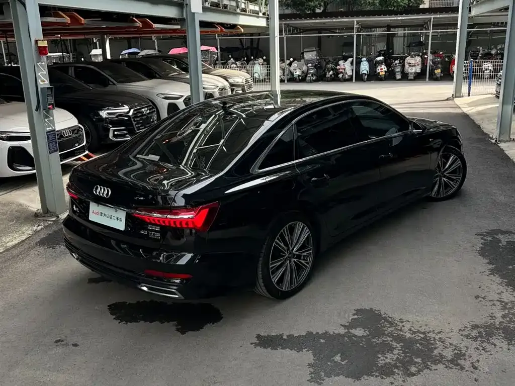 Audi A6L 2022 из CN, фото 8