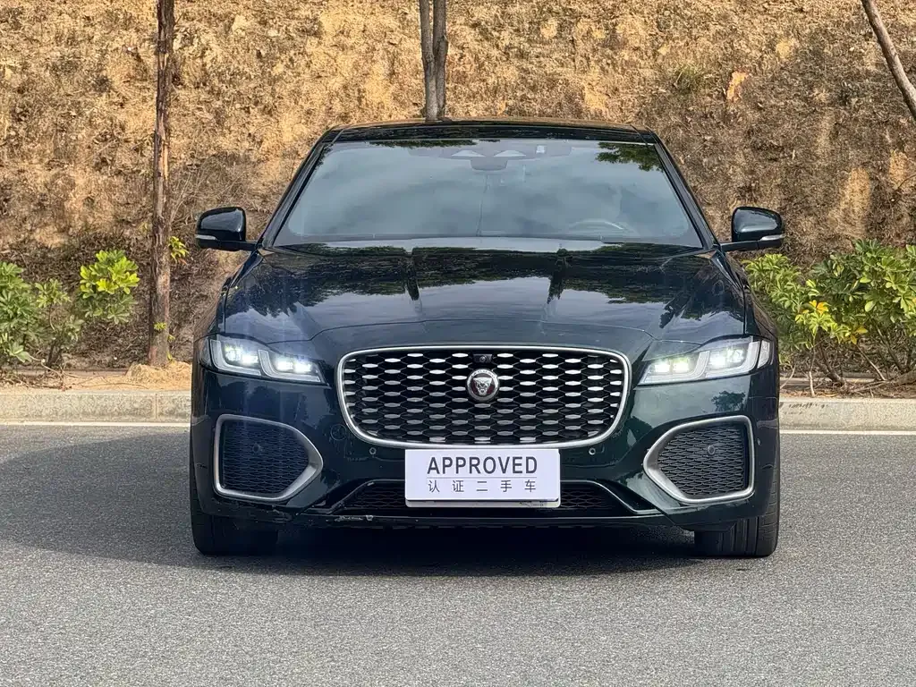 Jaguar XFL — фото 3