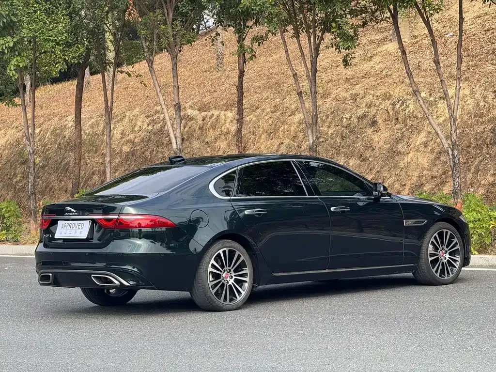 Jaguar XFL — фото 9