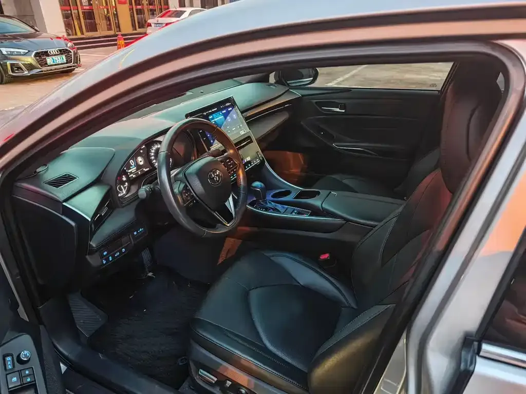 Toyota Avalon 2022 из CN, фото 4