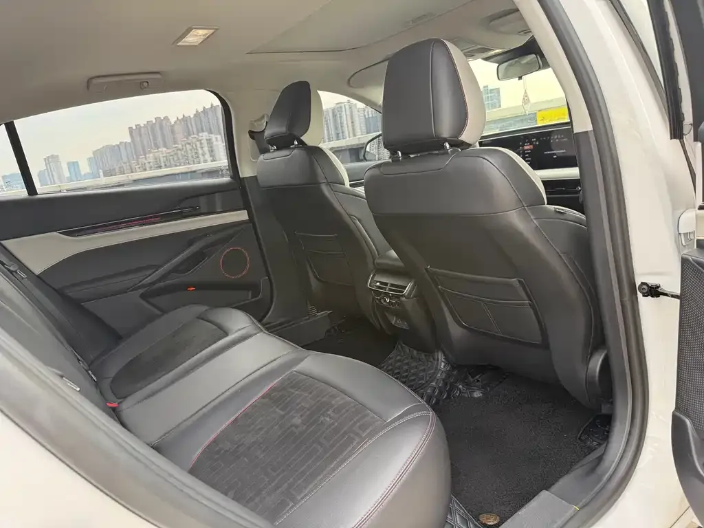 Ford Mondeo 2023 из CN, фото 9