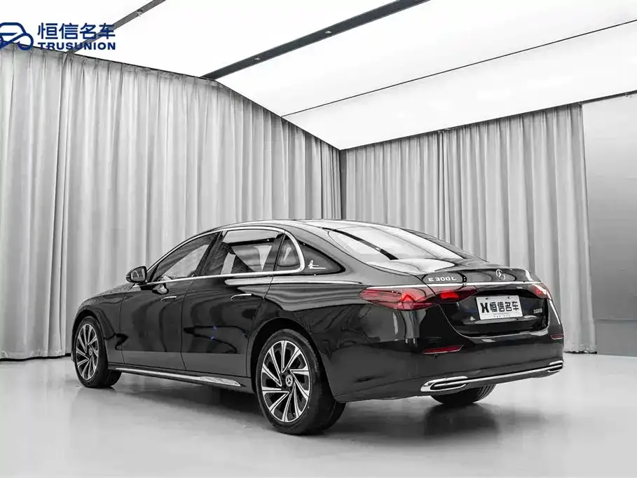 Mercedes-Benz E-Class 2024 из CN, фото 9