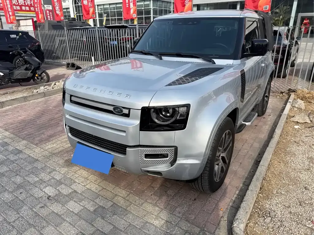 Land Rover Defender 2022 из CN, фото 1