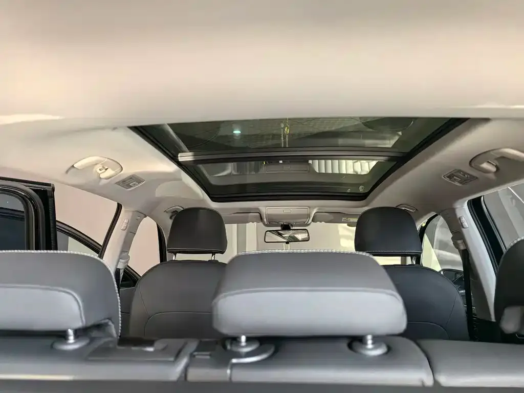 Volkswagen Tiguan L 2022 из CN, фото 2