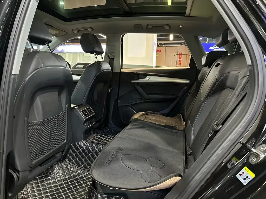 Audi Q5L 2021 из CN, фото 9