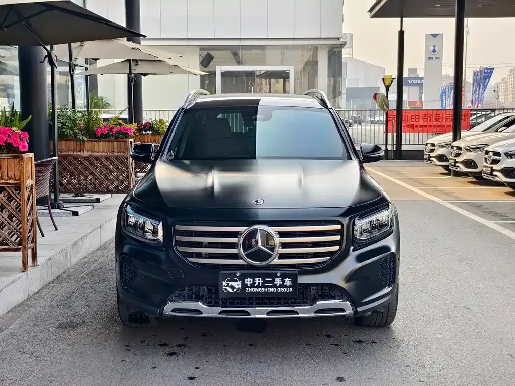 Mercedes-Benz GLB — фото 10