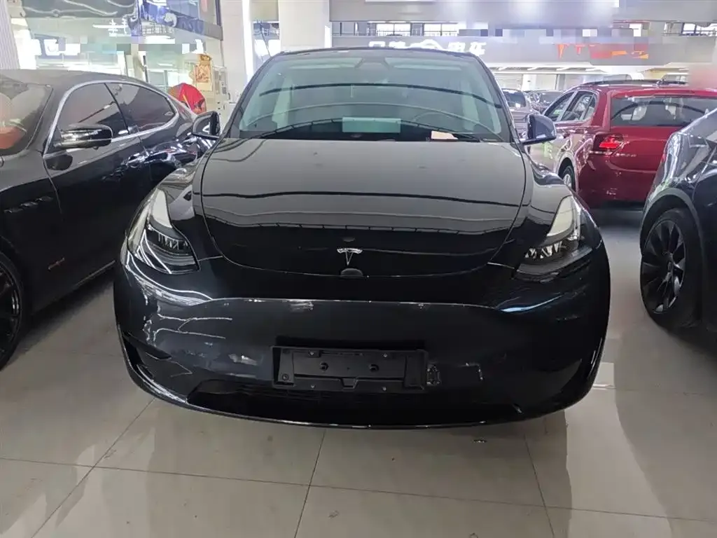 Tesla Model Y 2024 из CN, фото 3