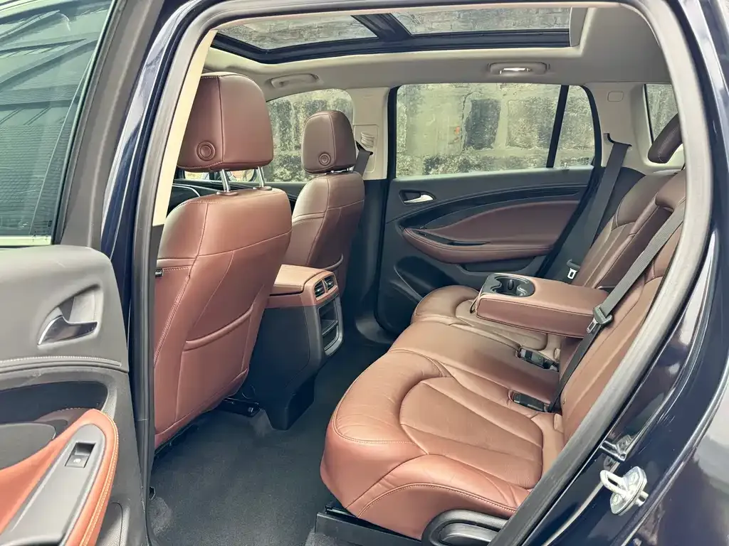 Buick Envision Plus 2021 из CN, фото 2