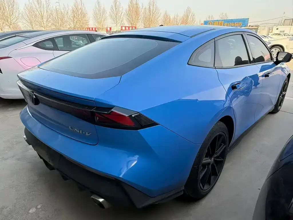 Changan UNI-V 2022 из CN, фото 8