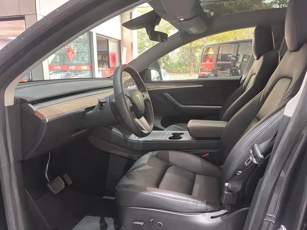 Tesla Model Y 2022 из CN, фото 5