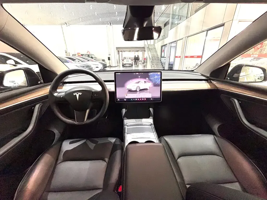 Tesla Model Y 2022 из CN, фото 8
