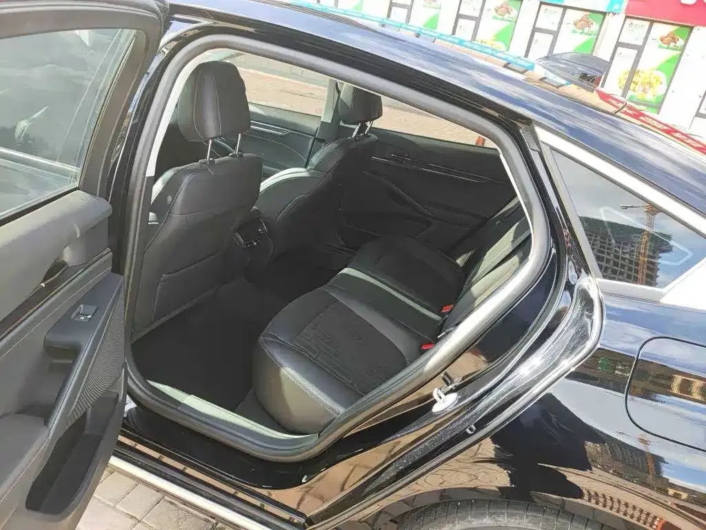 Ford Mondeo 2024 из CN, фото 3