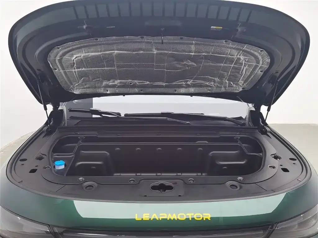 Leapmotor C10 2025 из CN, фото 8