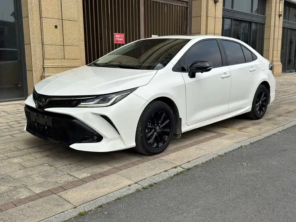 Toyota Corolla 2021 из CN, фото 1