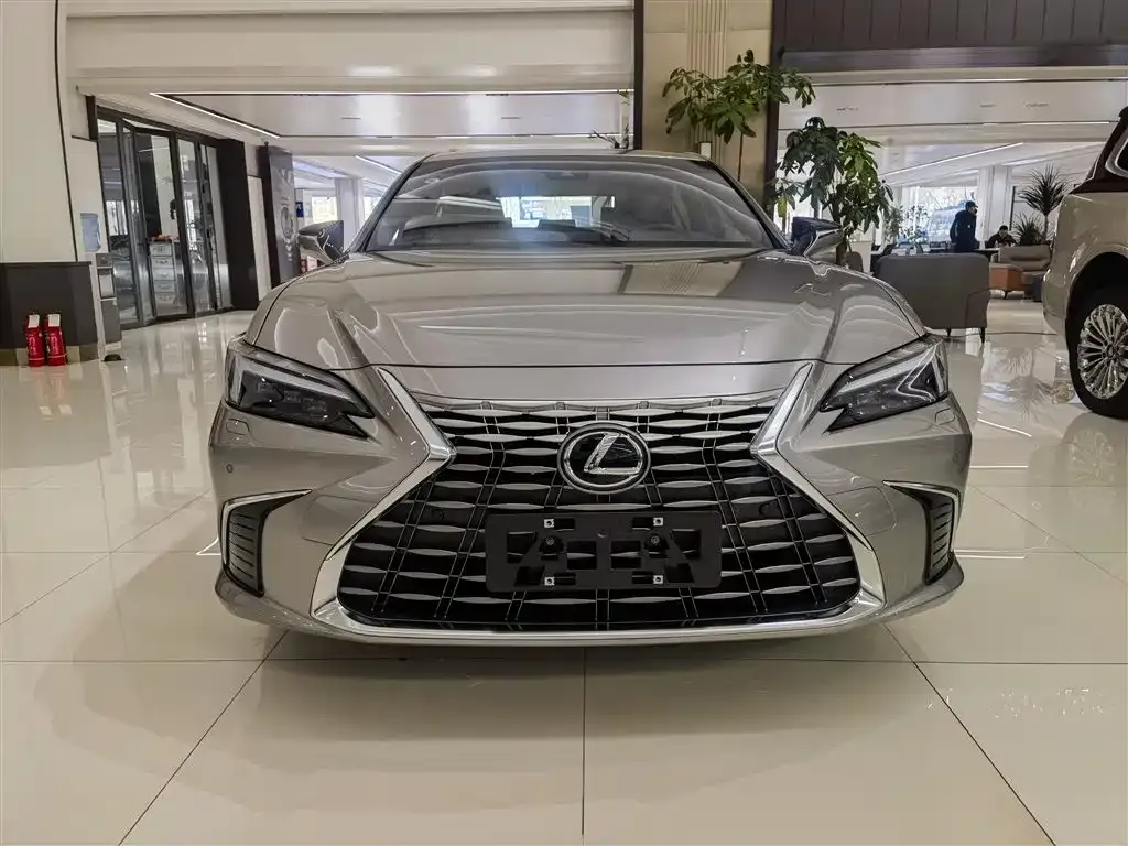 Lexus ES 2026 из CN, фото 10
