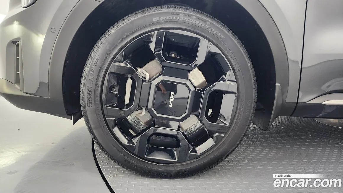 Kia Sorento — фото 9