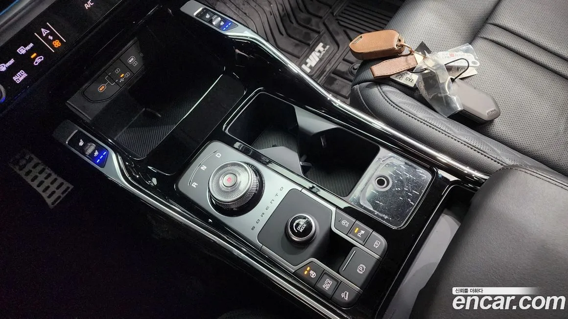 Kia Sorento — фото 7