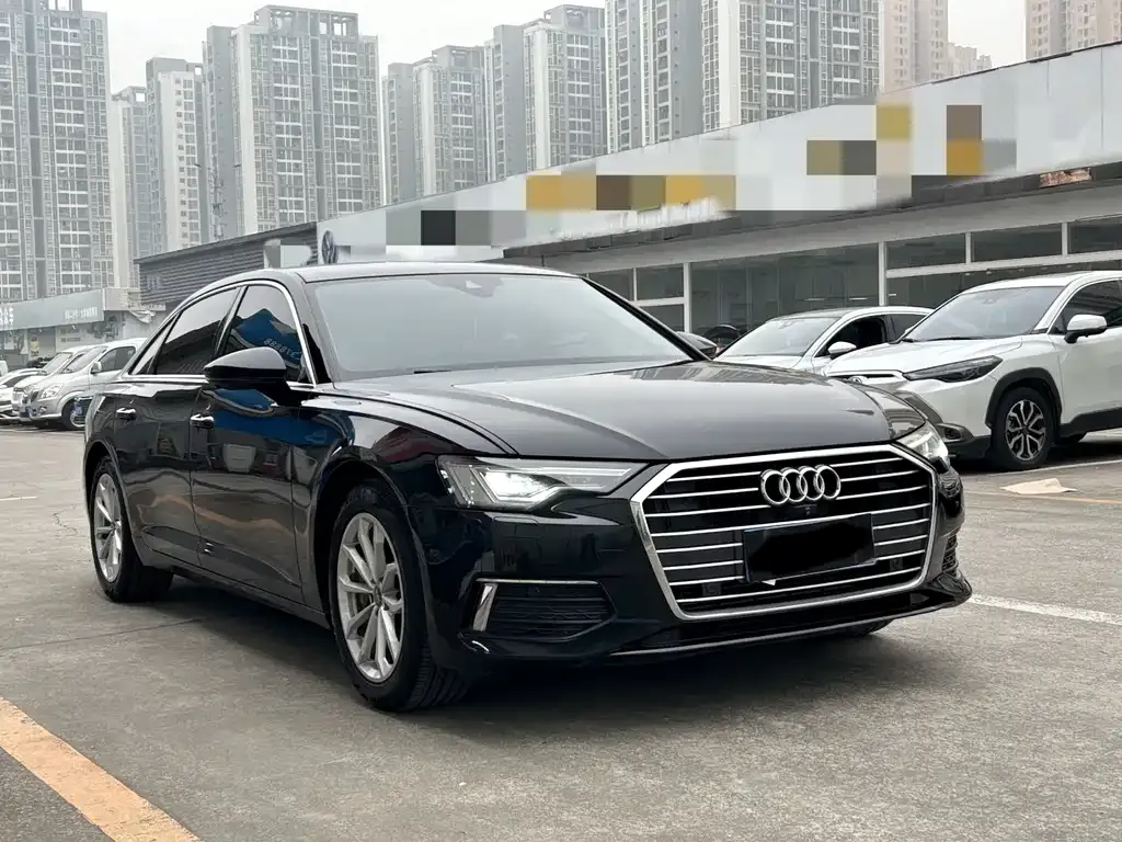 Audi A6L — фото 9