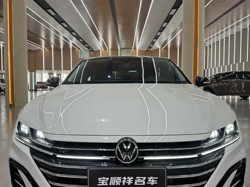 Volkswagen CC 2023 из CN, фото 3