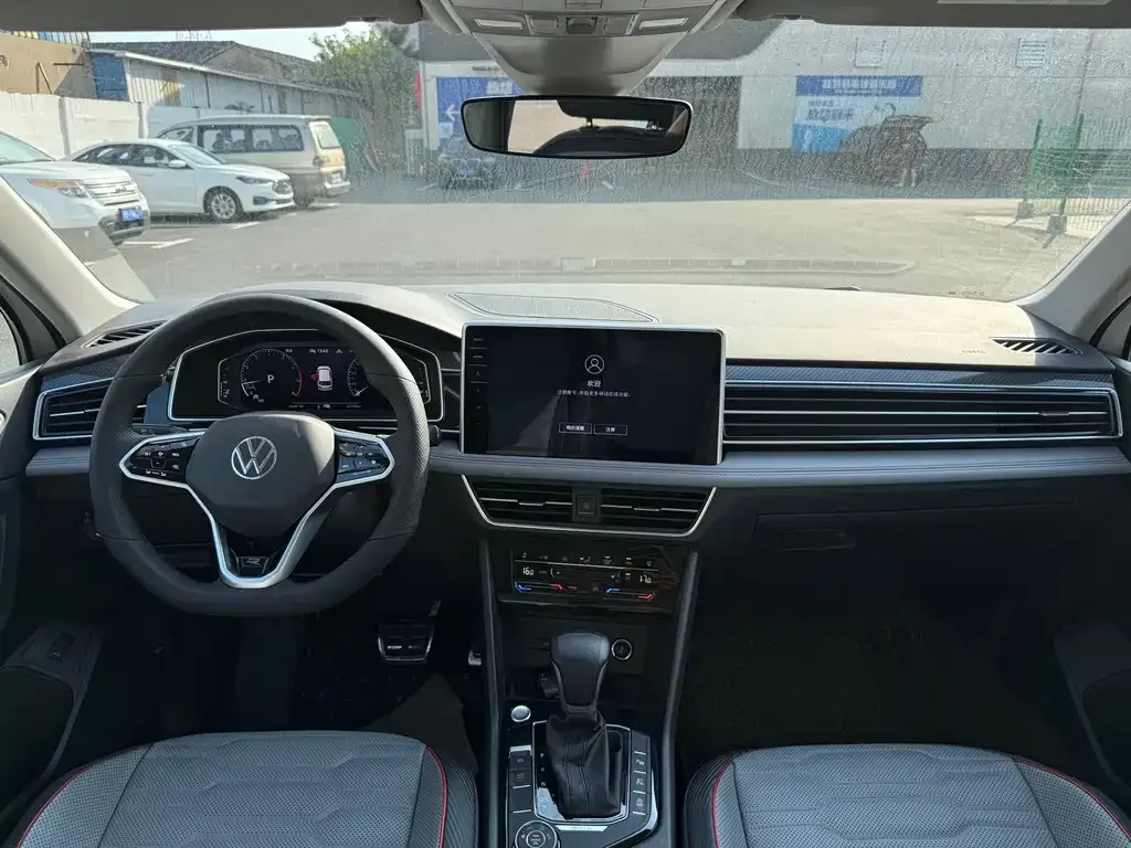 Volkswagen Tiguan L 2022 из CN, фото 10