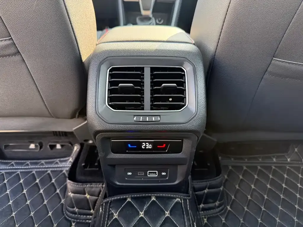 Volkswagen Tiguan L 2022 из CN, фото 8