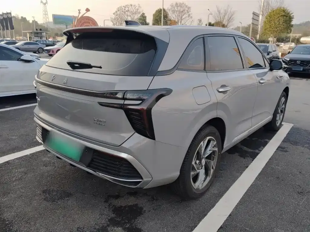 Hongqi HS3 PHEV 2025 из CN, фото 4