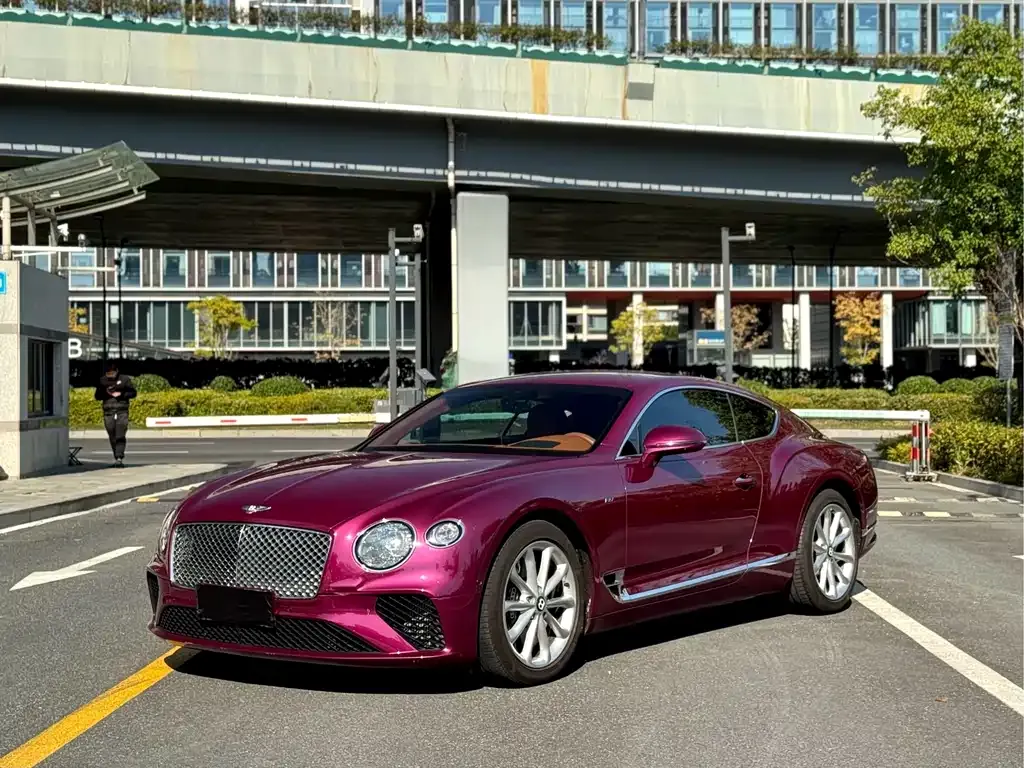 Bentley Continental 2021 из CN, фото 4