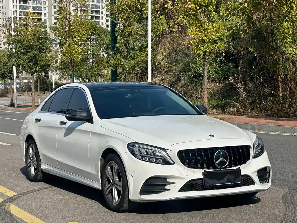 Mercedes-Benz C-Class — фото 10