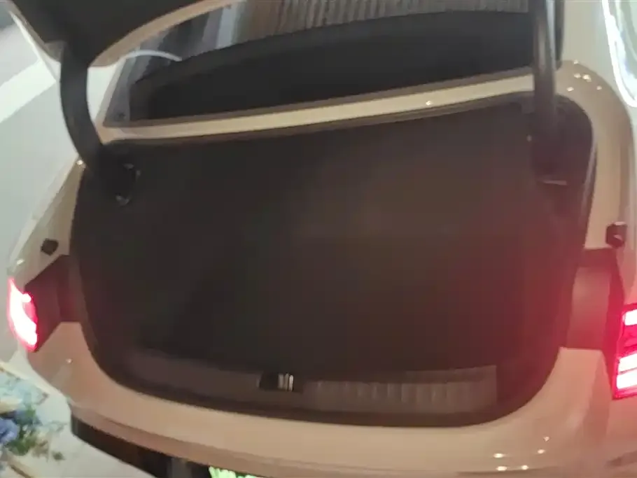 Xiaomi SU7 2025 из CN, фото 5