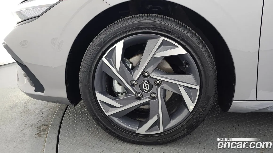 Hyundai AVANTE — фото 7