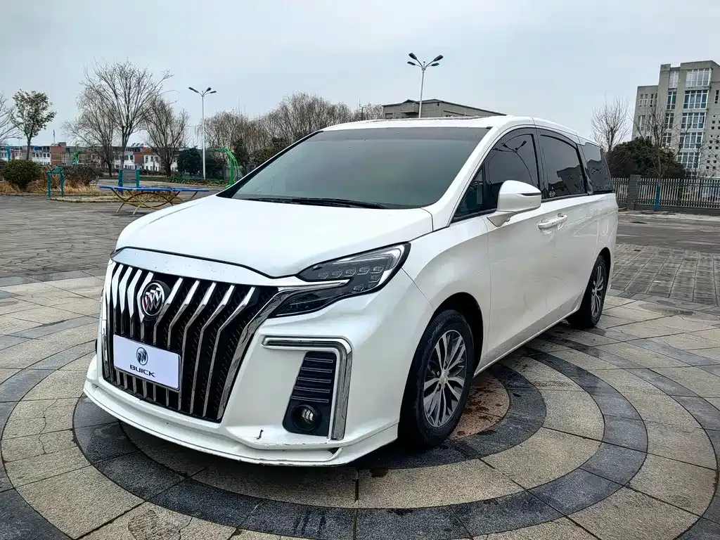 Buick GL8 2022 из CN, фото 1