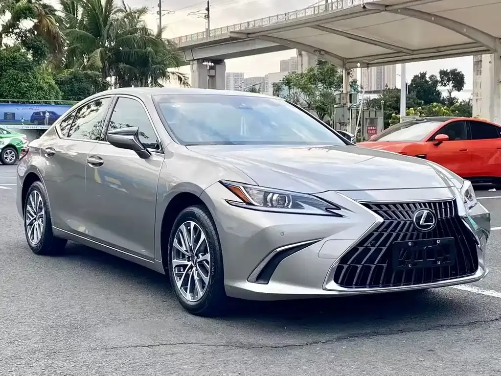 Lexus ES 2024 из CN, фото 8