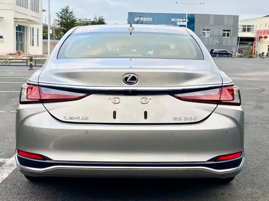 Lexus ES 2024 из CN, фото 7