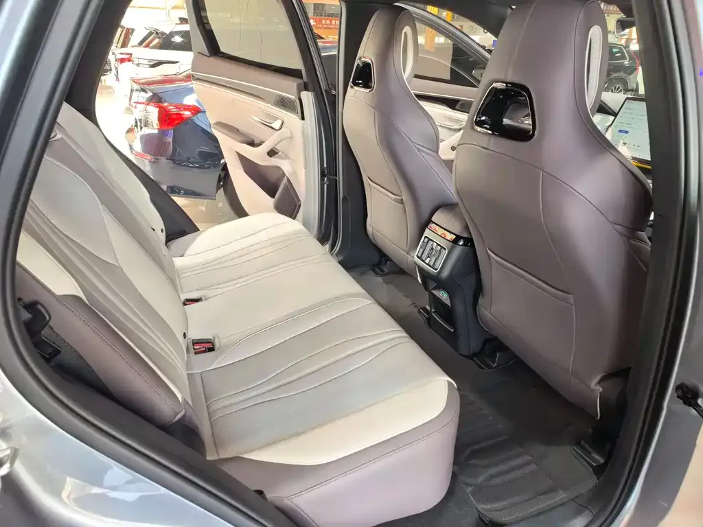 BYD PLUS New Energy 2025 из CN, фото 7