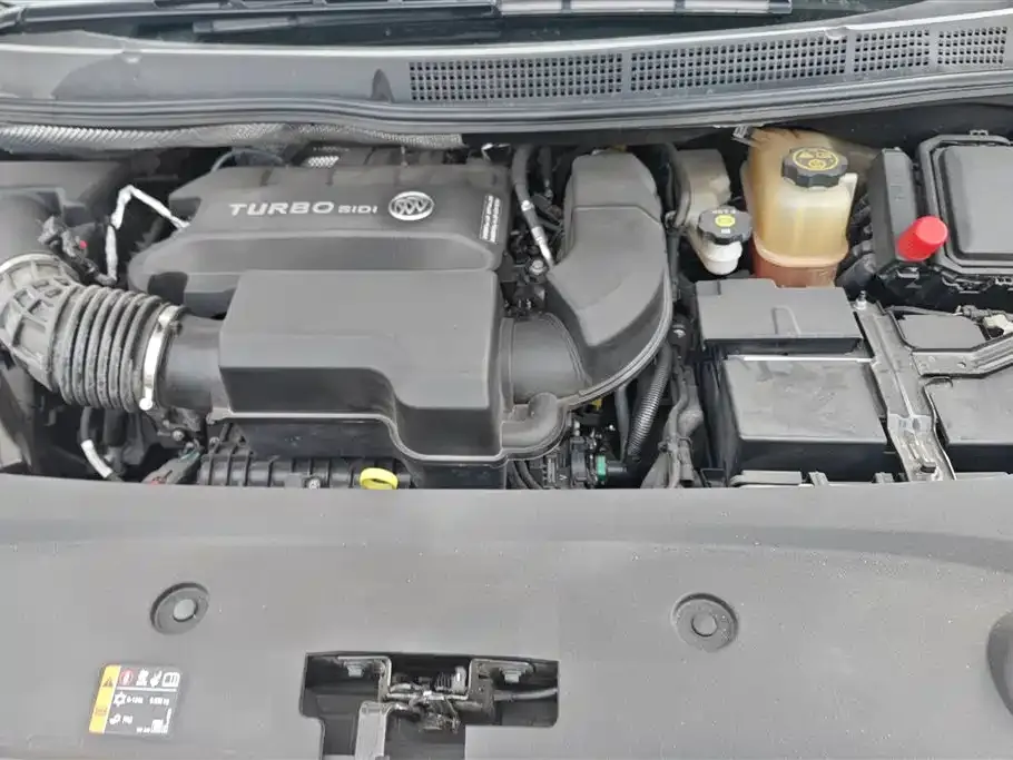 Buick GL8 2022 из CN, фото 8