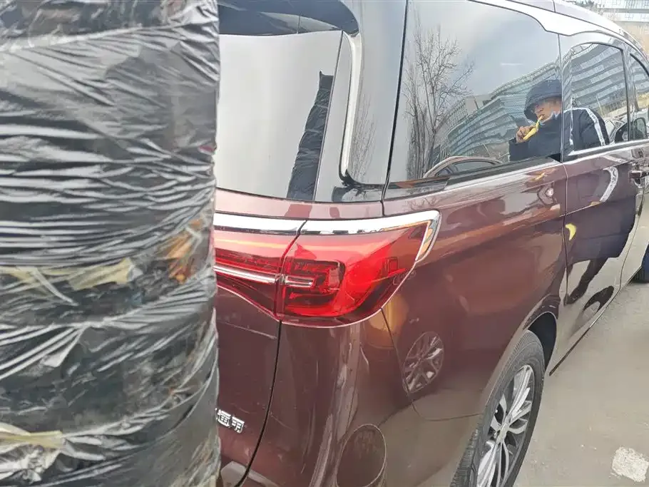 Buick GL8 2022 из CN, фото 10