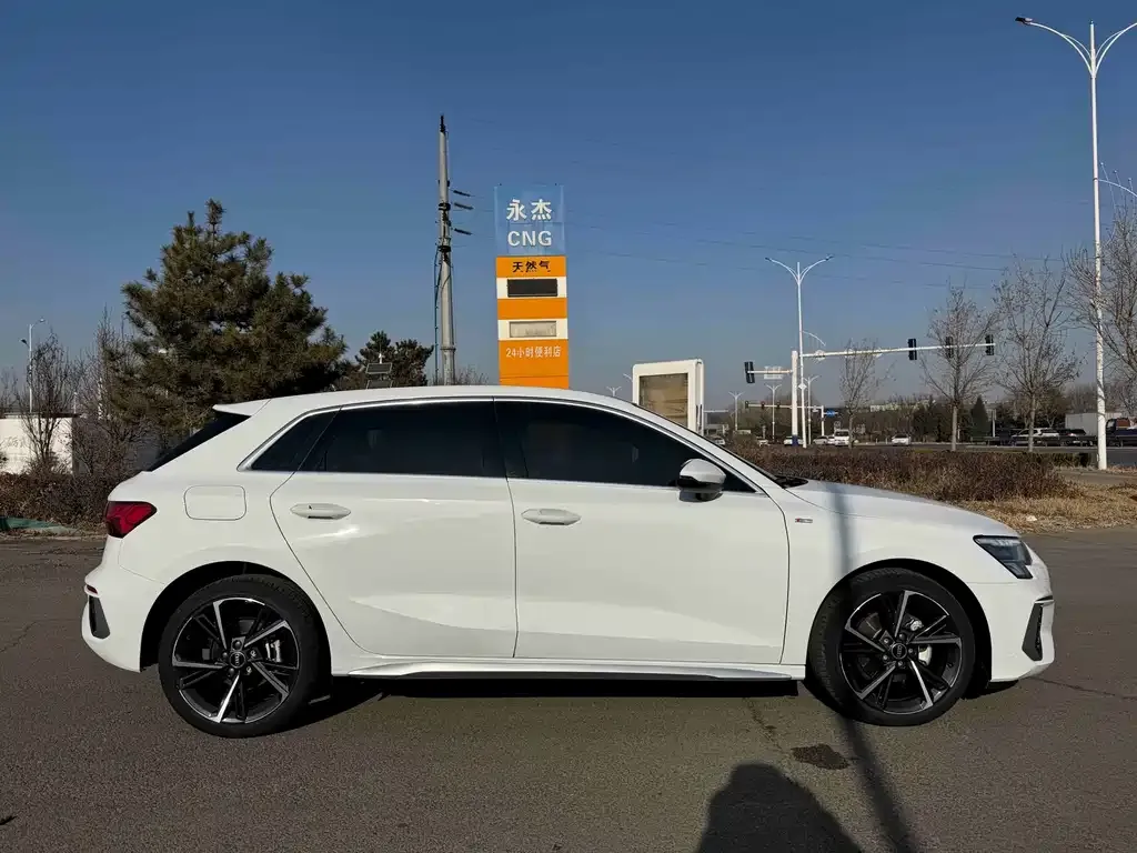 Audi A3 2024 из CN, фото 6