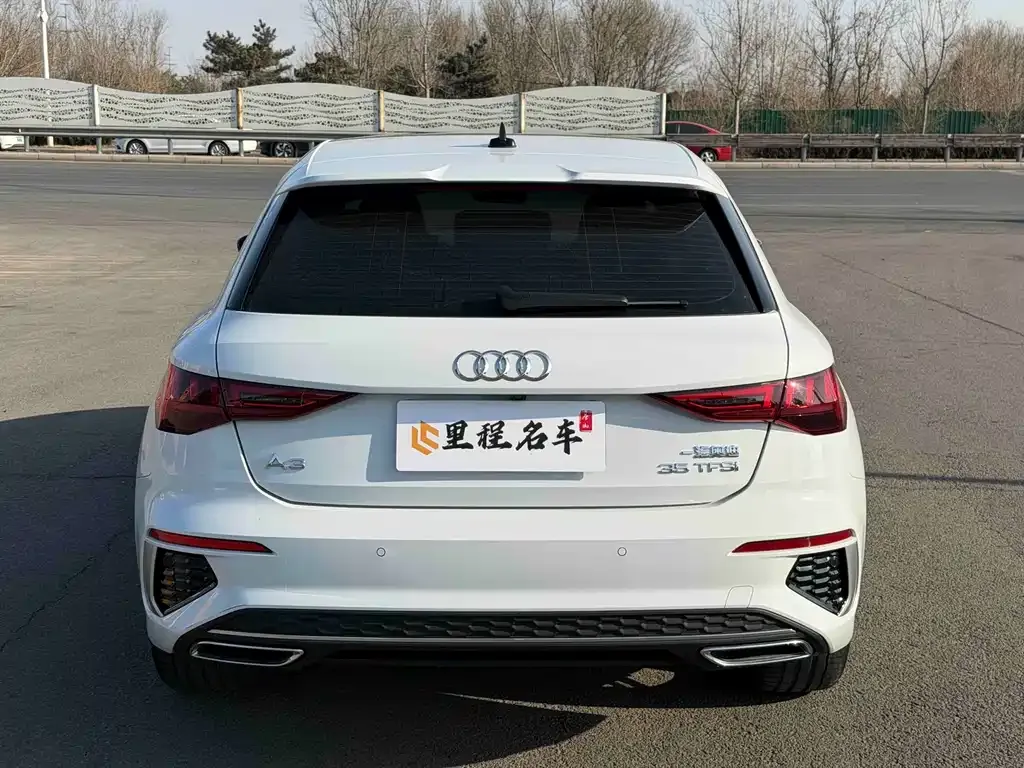 Audi A3 2024 из CN, фото 8