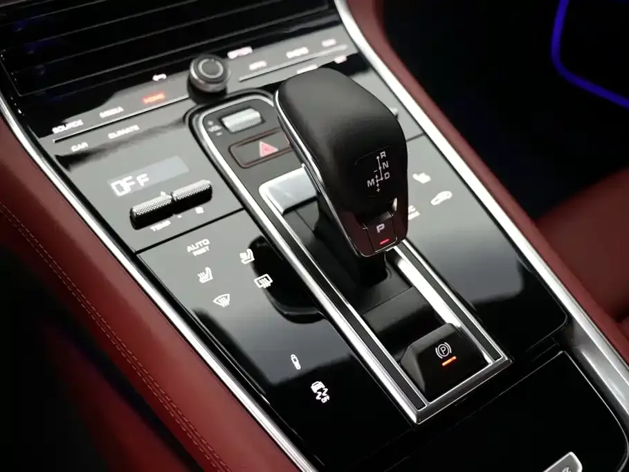 Porsche Panamera 2024 из CN, фото 9
