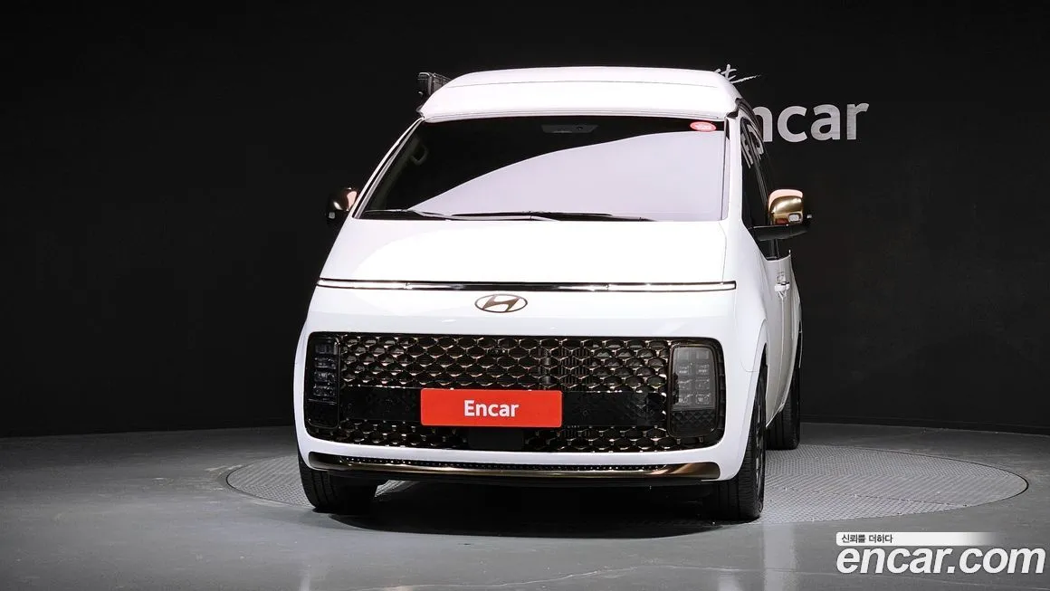 Hyundai Staria — фото 3