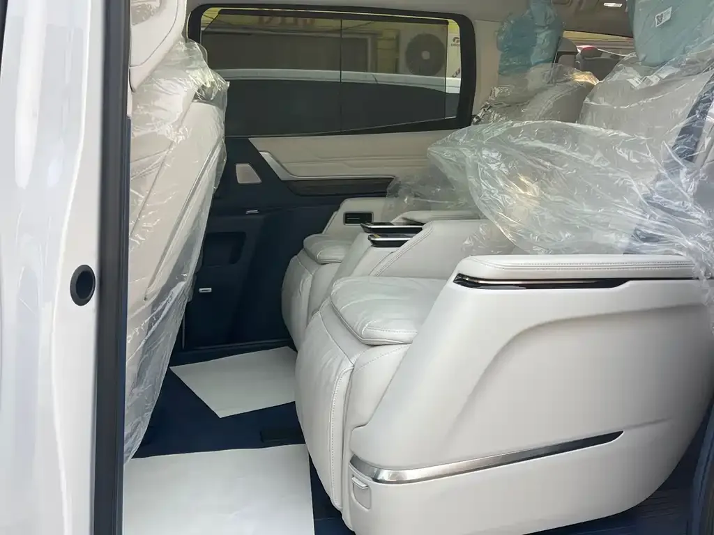 Buick Century 2025 из CN, фото 7