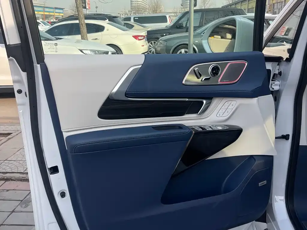 Buick Century 2025 из CN, фото 10